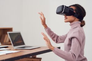 Virtual Reality Brille als Zugang zum Metaverse